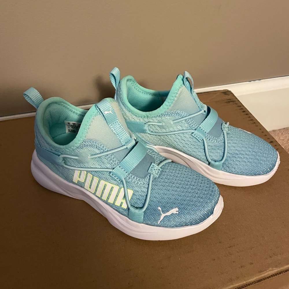 Girls Puma Rift Slip on size 11